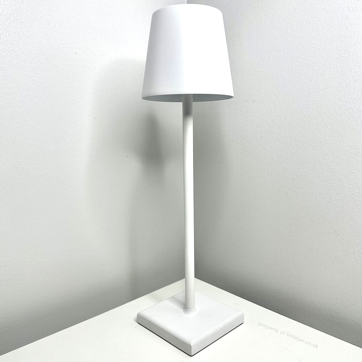 Variant image for Cordless Modern Table Lamp with Adjustable Brightness – Minimalist Design for Home, Office, or Bedside Use-1